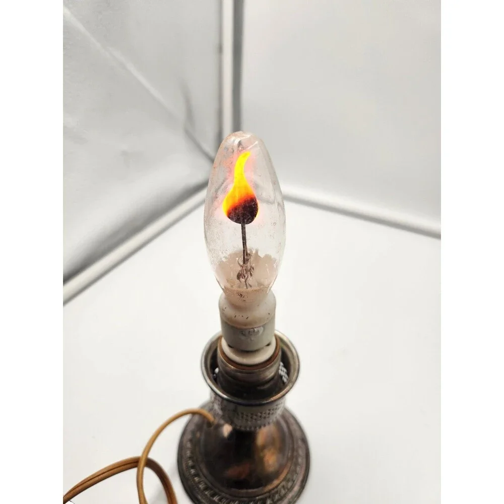 Vintage Flicker Flame Flamescent Designer Light Bulb Candelabra Base Lightbulb